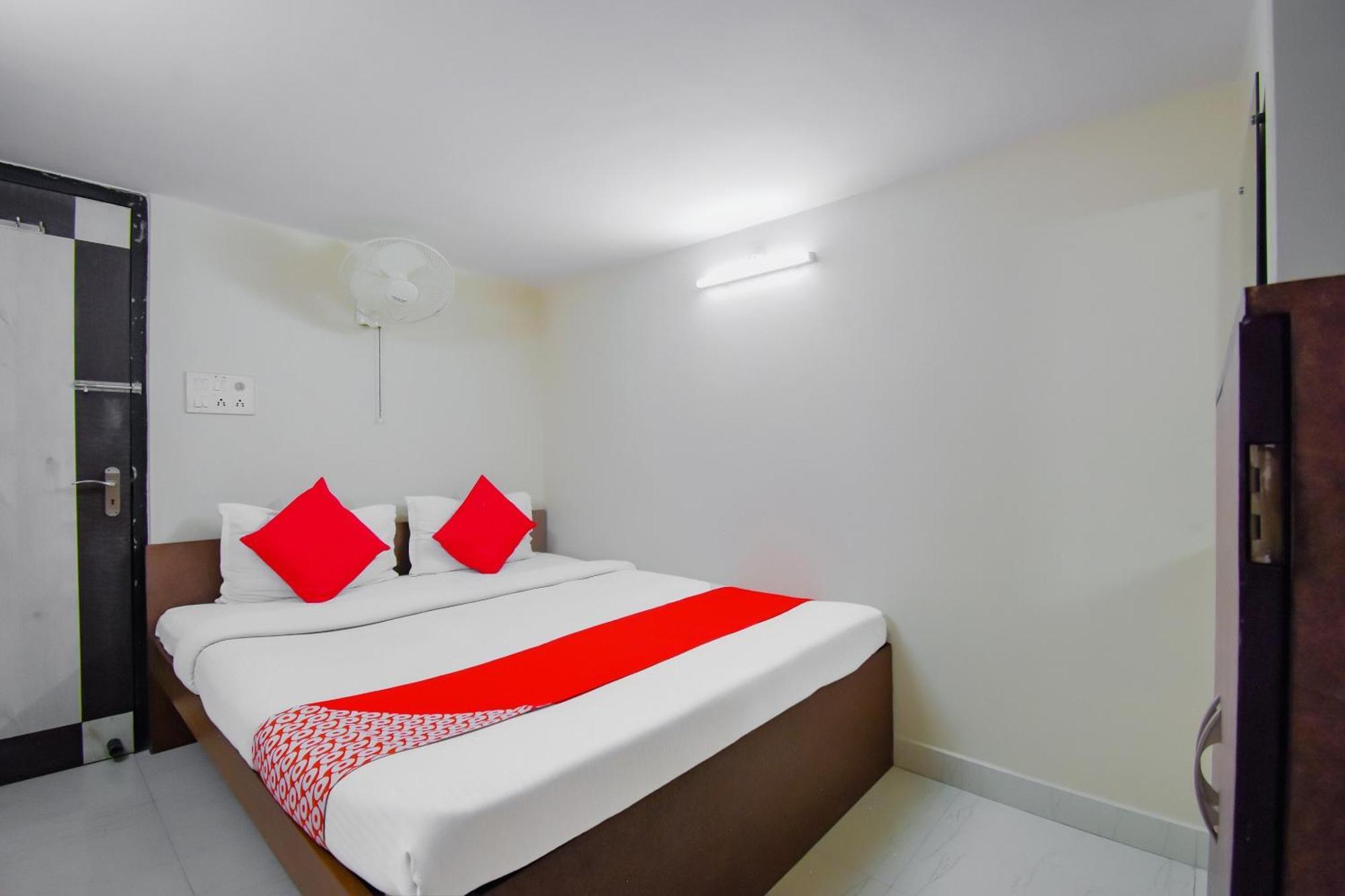 Hotel O Lindsay Inn Guest House Calcutta Calcutta Bara Bazar 外观 照片