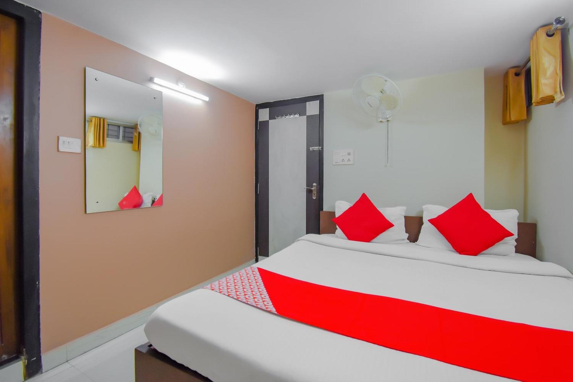 Hotel O Lindsay Inn Guest House Calcutta Calcutta Bara Bazar 外观 照片